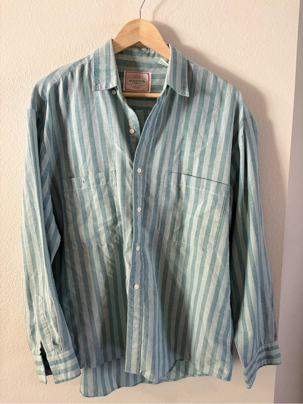Vintage Houston Brand Oversized cotton Light Blue Stripe Button-Up Shirt large
